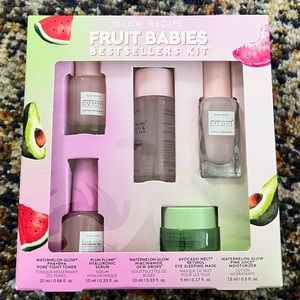 Glow Recipe Fruit Babies Bestsellers Kit